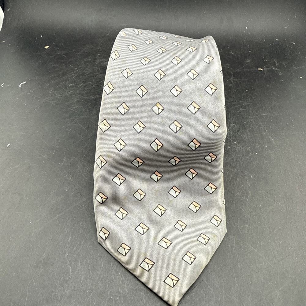 Vintage Sakowitz Italian Made 100% Silk Necktie Gray Geometric Designer